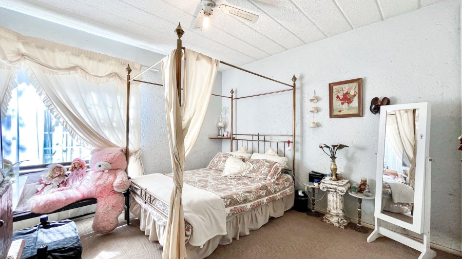 2 Bedroom Property for Sale in Rembrandt Park Gauteng