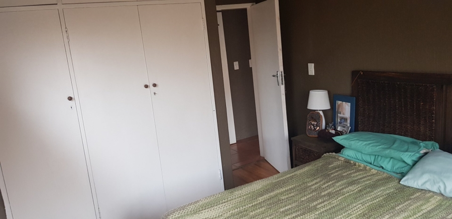 2 Bedroom Property for Sale in Dorandia Gauteng