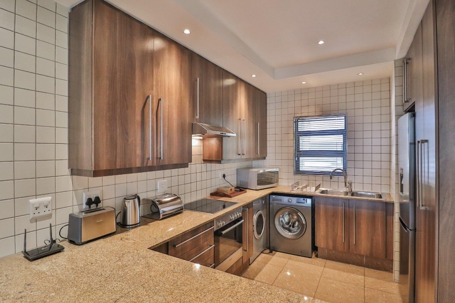 To Let 2 Bedroom Property for Rent in Bedfordview Gauteng