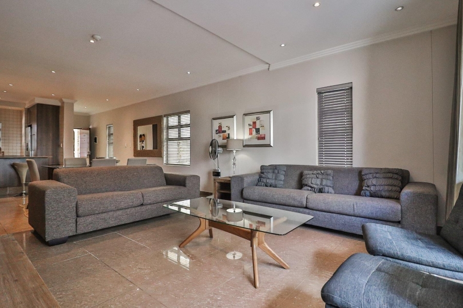 To Let 2 Bedroom Property for Rent in Bedfordview Gauteng