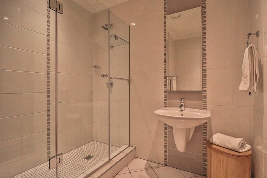 To Let 2 Bedroom Property for Rent in Bedfordview Gauteng