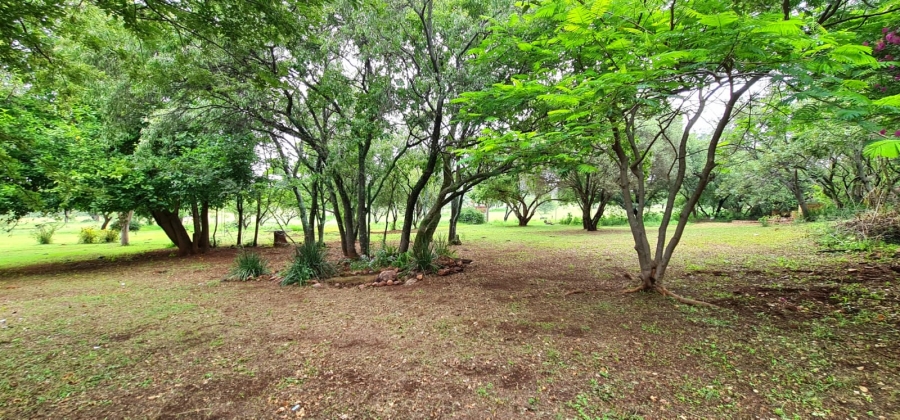 Commercial Property for Sale in Boekenhoutskloof and surround Gauteng