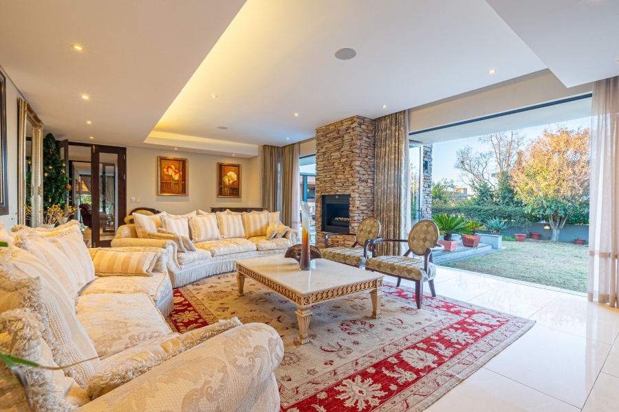 5 Bedroom Property for Sale in Paradiso Gauteng