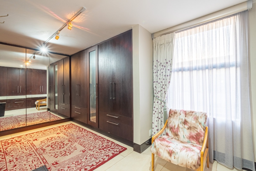 5 Bedroom Property for Sale in Paradiso Gauteng