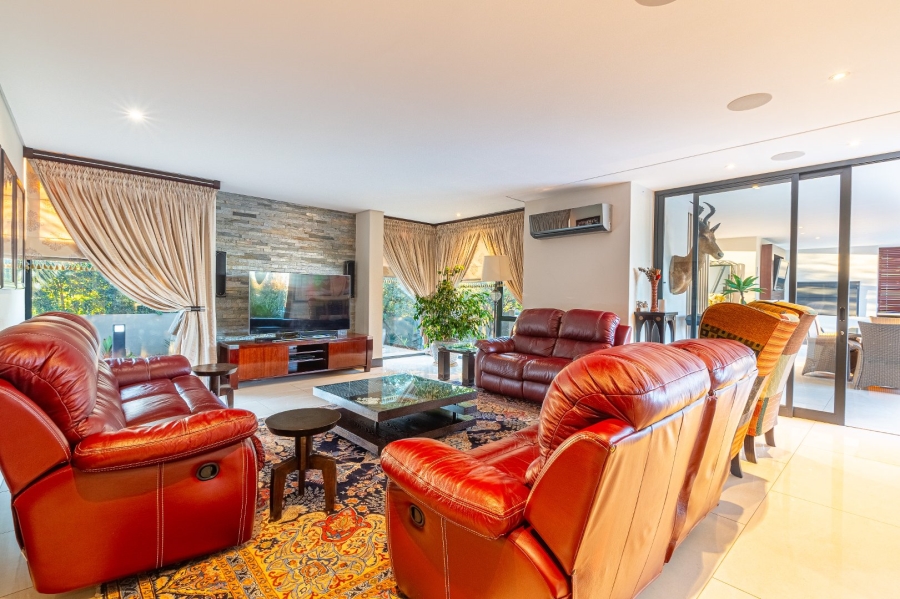 5 Bedroom Property for Sale in Paradiso Gauteng