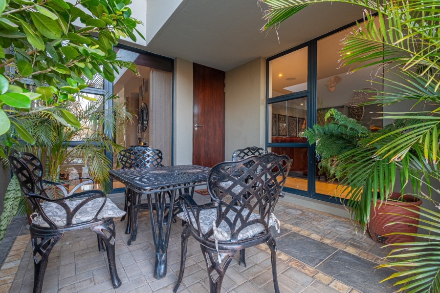 5 Bedroom Property for Sale in Paradiso Gauteng