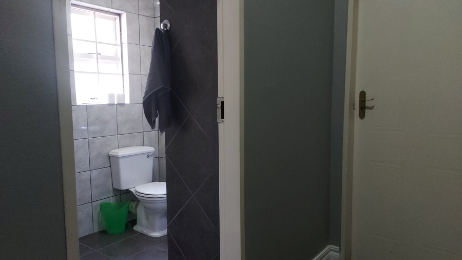 Commercial Property for Sale in Moreleta Park Gauteng