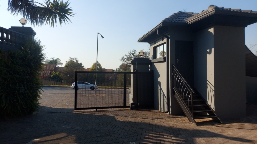 Commercial Property for Sale in Moreleta Park Gauteng