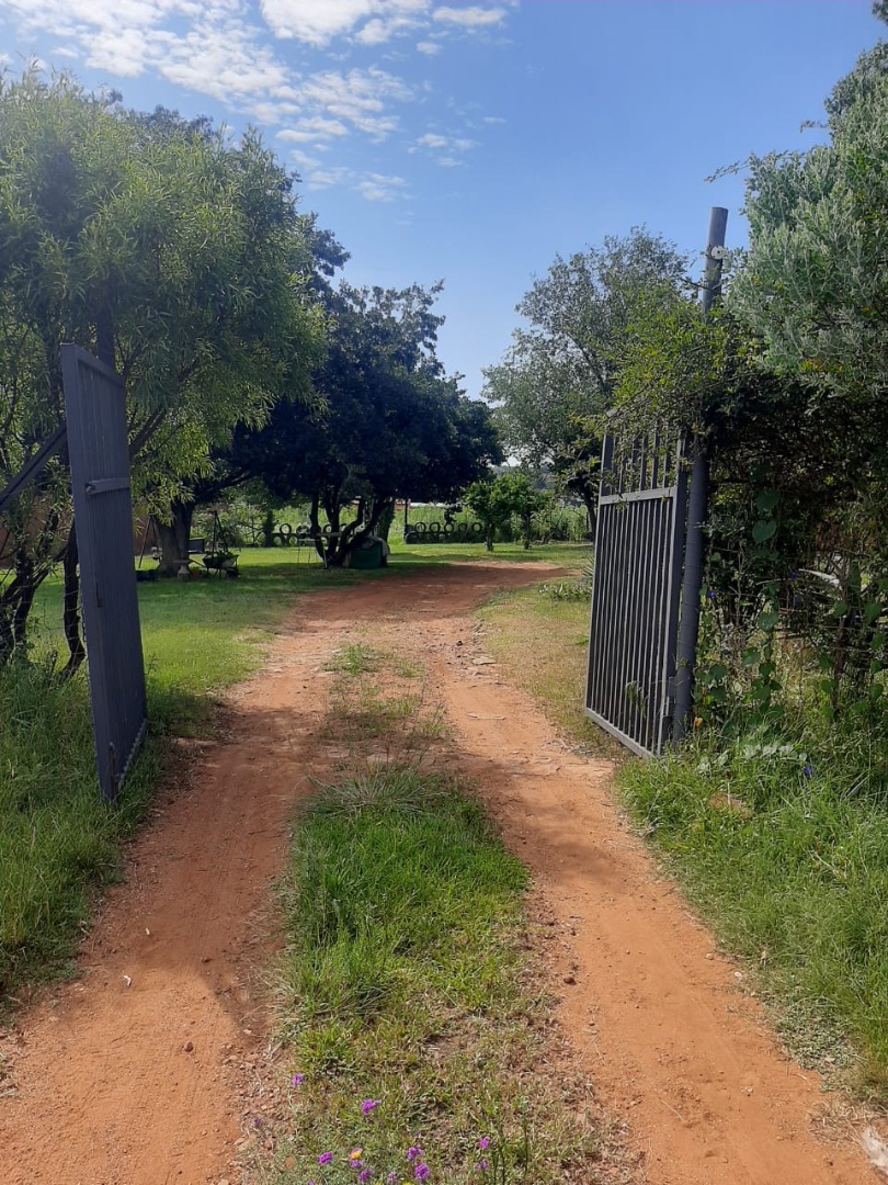 To Let  Bedroom Property for Rent in Norton Home Estate AH Gauteng