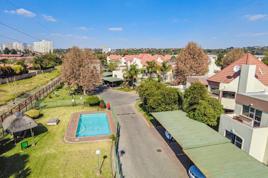 To Let 1 Bedroom Property for Rent in Bedfordview Gauteng