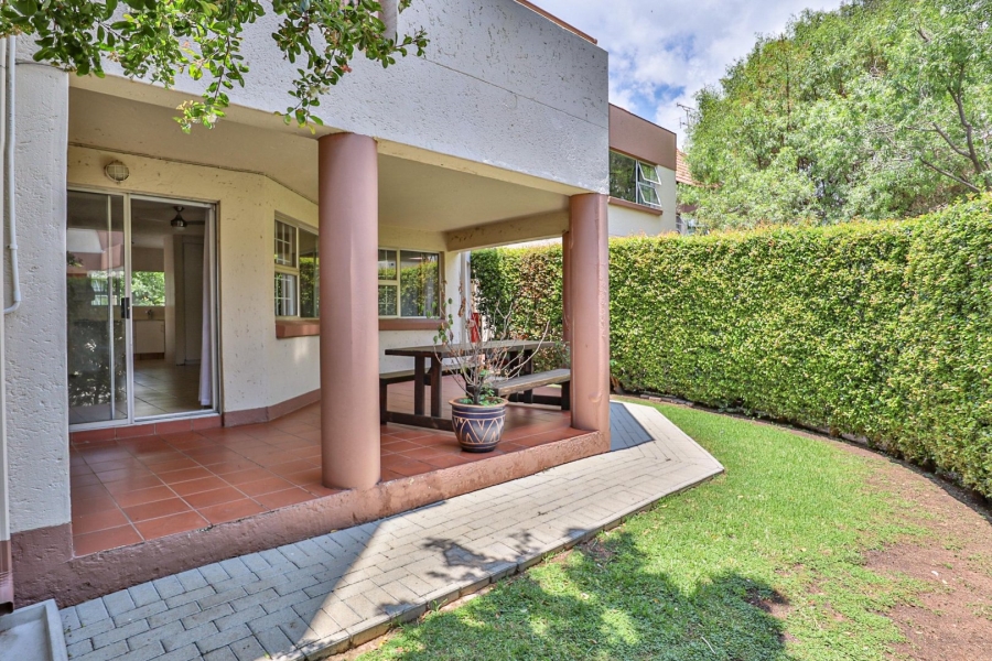 To Let 1 Bedroom Property for Rent in Bedfordview Gauteng