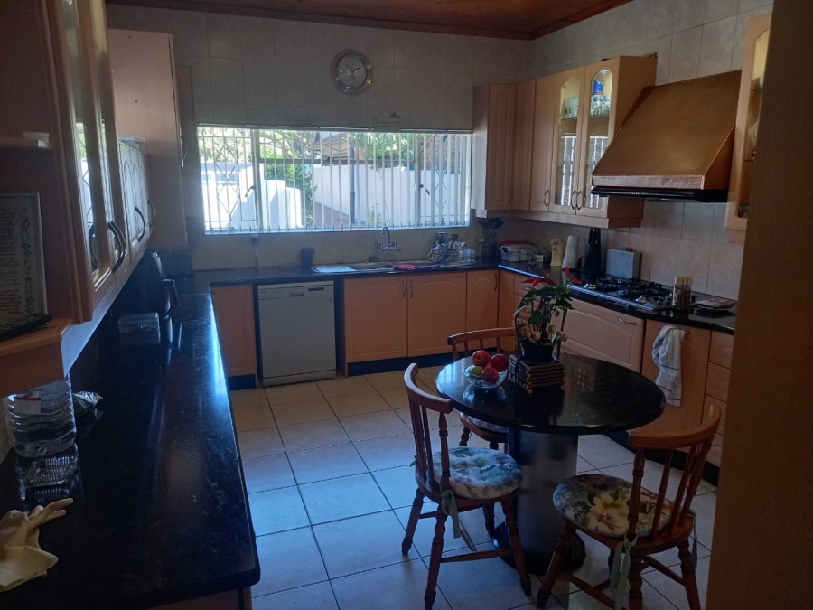 4 Bedroom Property for Sale in Kensington Gauteng