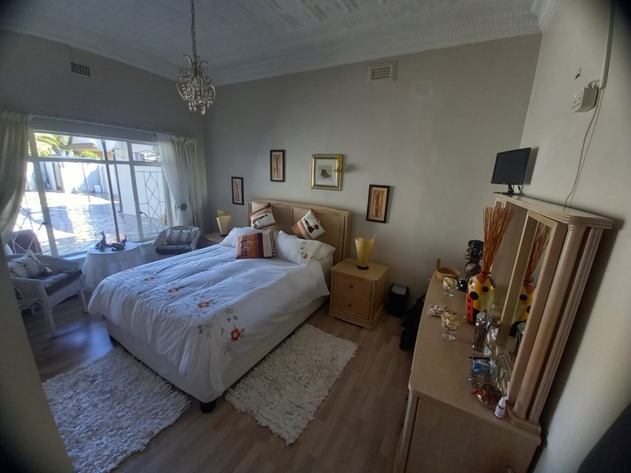 4 Bedroom Property for Sale in Kensington Gauteng