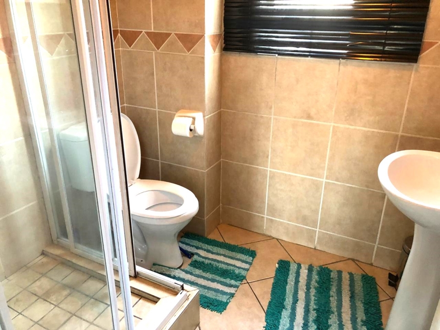 3 Bedroom Property for Sale in Vorna Valley Gauteng