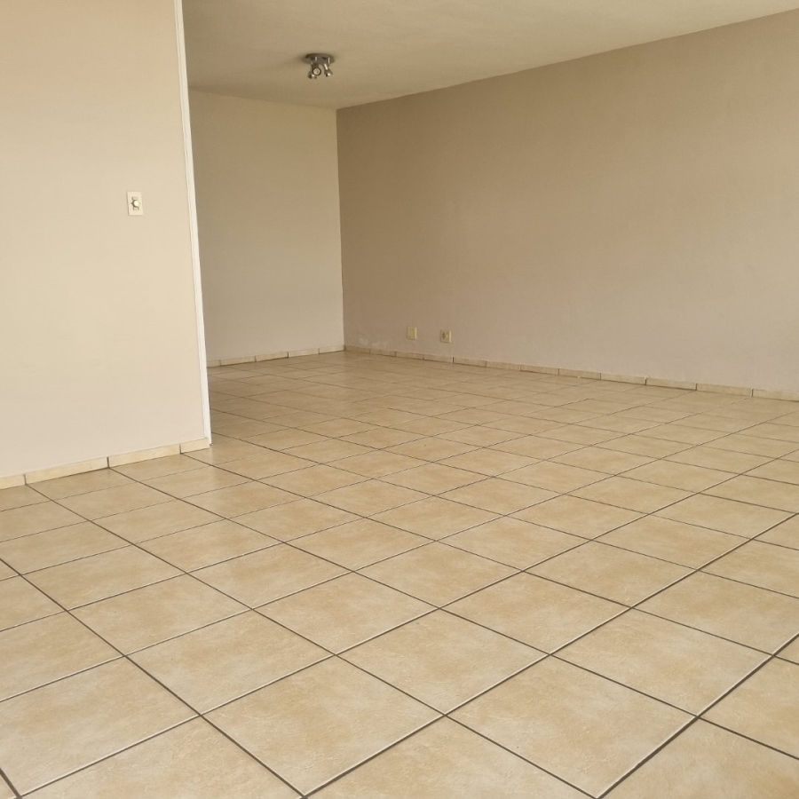 To Let 3 Bedroom Property for Rent in Clubview Gauteng