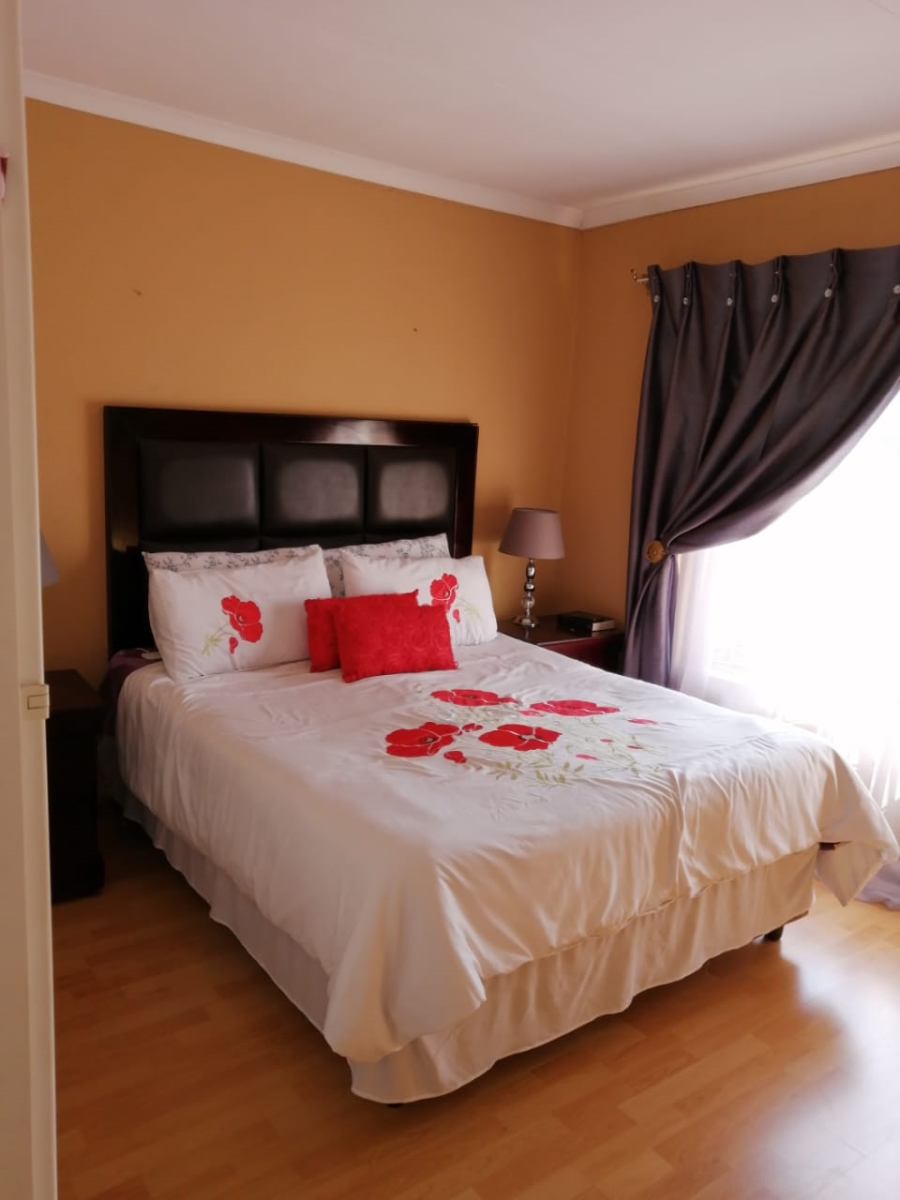 2 Bedroom Property for Sale in Birch Acres Gauteng