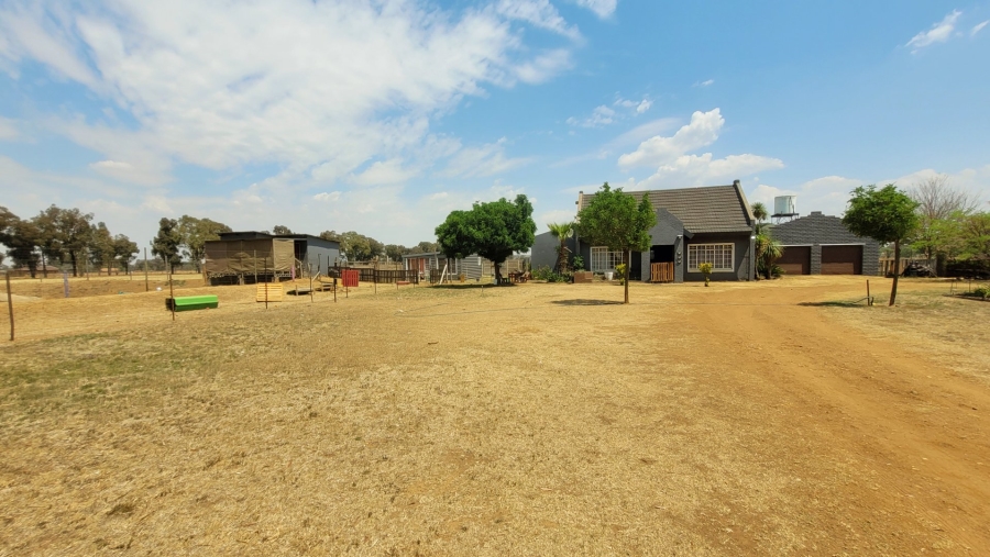 4 Bedroom Property for Sale in Valley Settlements A H Gauteng