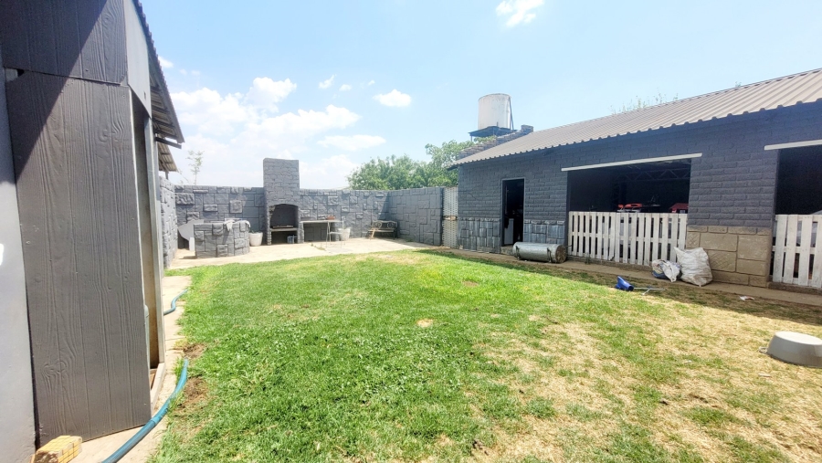 4 Bedroom Property for Sale in Valley Settlements A H Gauteng