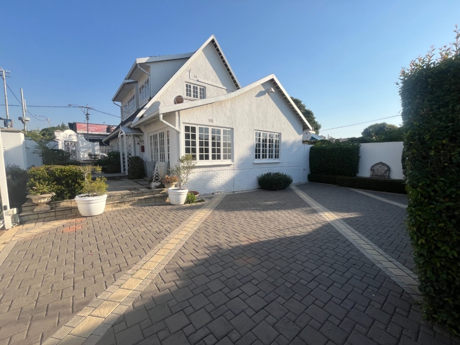 To Let  Bedroom Property for Rent in Parkhurst Gauteng