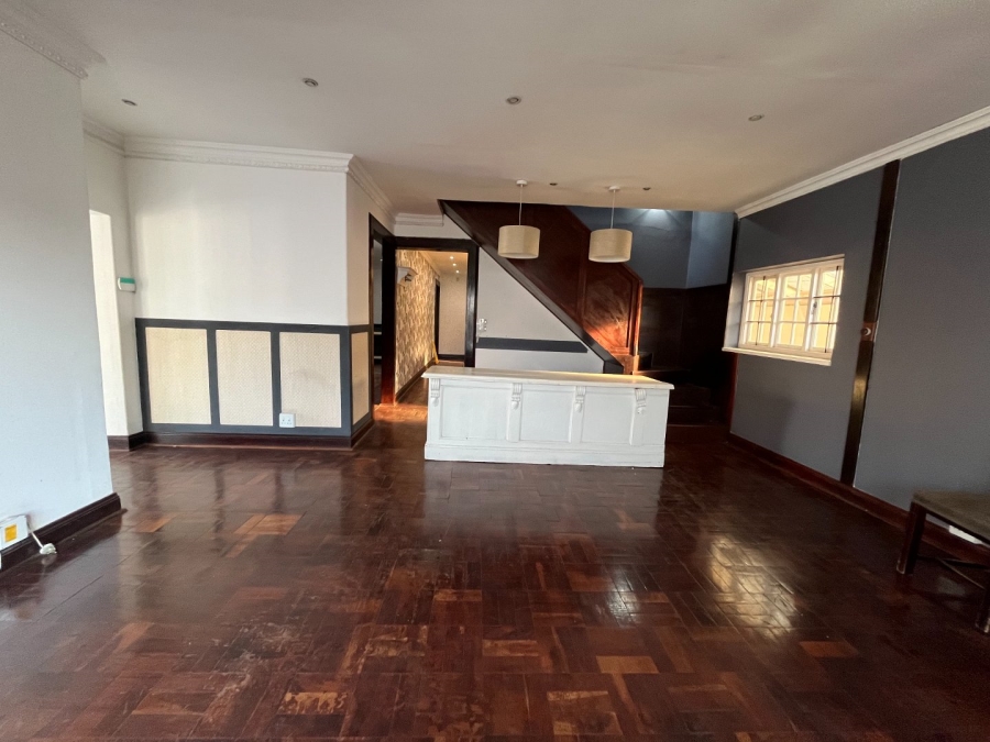 To Let  Bedroom Property for Rent in Parkhurst Gauteng
