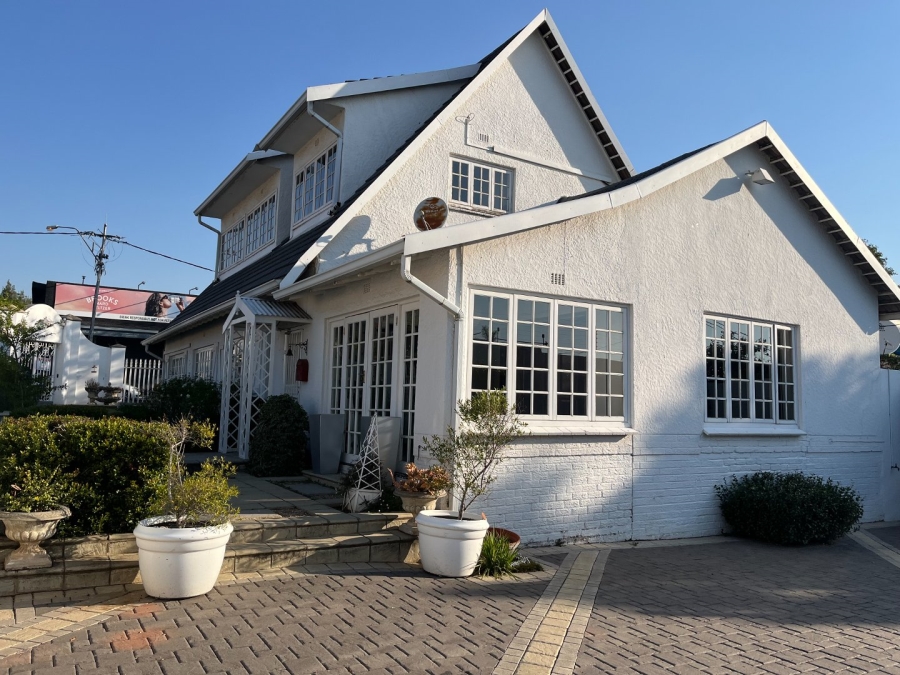 To Let  Bedroom Property for Rent in Parkhurst Gauteng