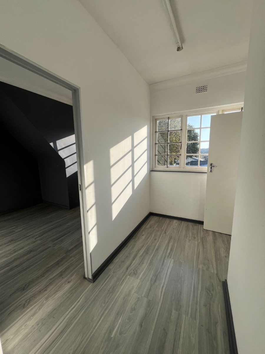 To Let  Bedroom Property for Rent in Parkhurst Gauteng