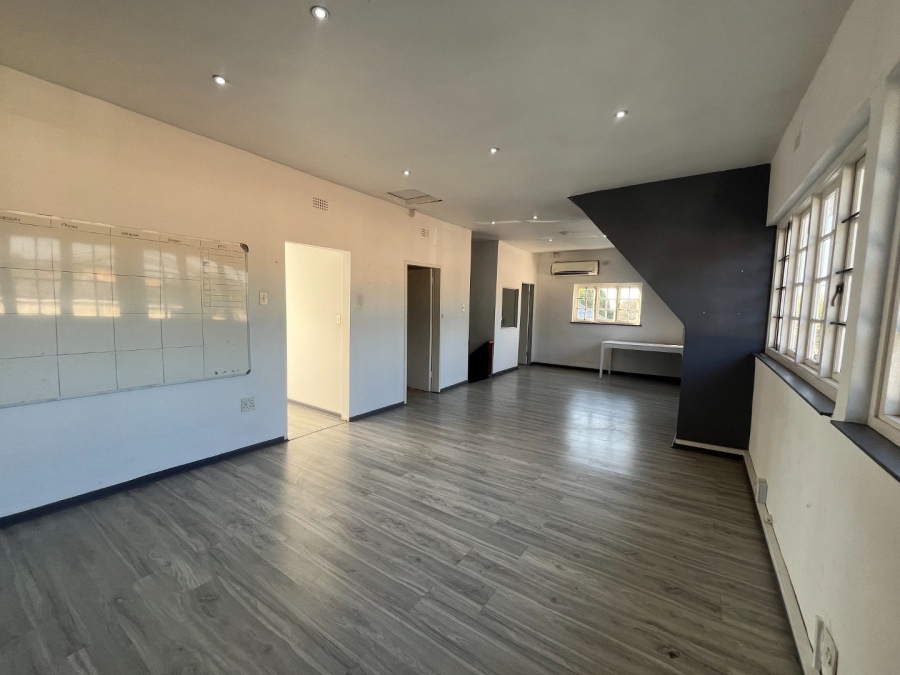 To Let  Bedroom Property for Rent in Parkhurst Gauteng