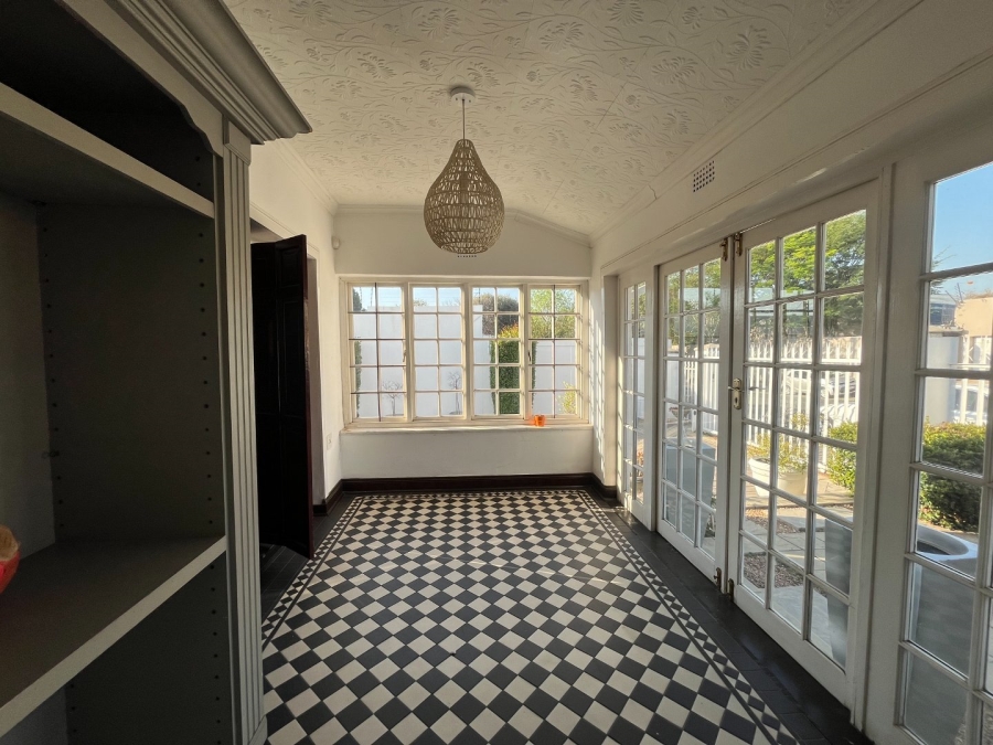 To Let  Bedroom Property for Rent in Parkhurst Gauteng