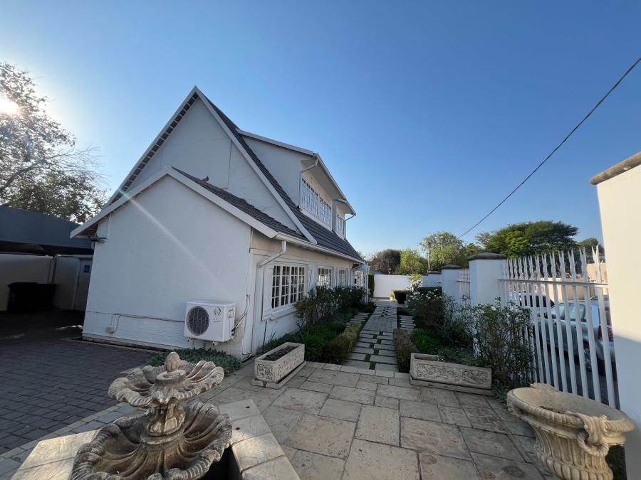 To Let  Bedroom Property for Rent in Parkhurst Gauteng