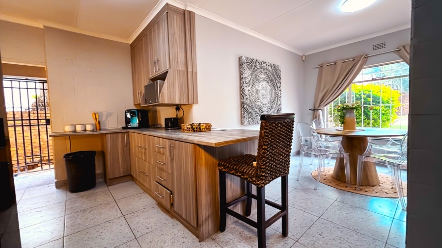 4 Bedroom Property for Sale in Weltevreden Park Gauteng