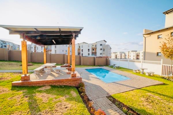 3 Bedroom Property for Sale in Barbeque Downs Gauteng
