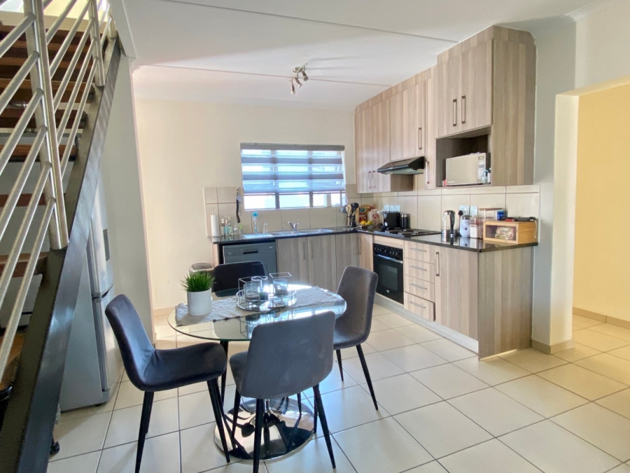 3 Bedroom Property for Sale in Barbeque Downs Gauteng