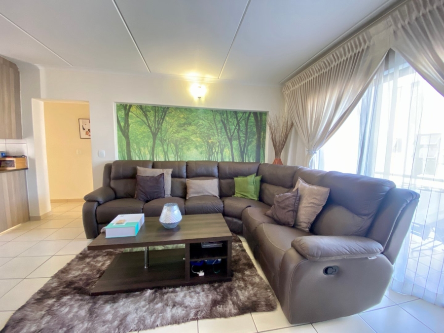 3 Bedroom Property for Sale in Barbeque Downs Gauteng