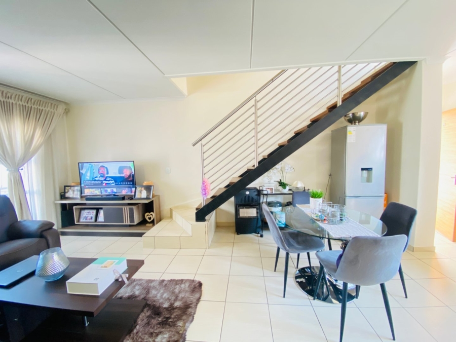 3 Bedroom Property for Sale in Barbeque Downs Gauteng