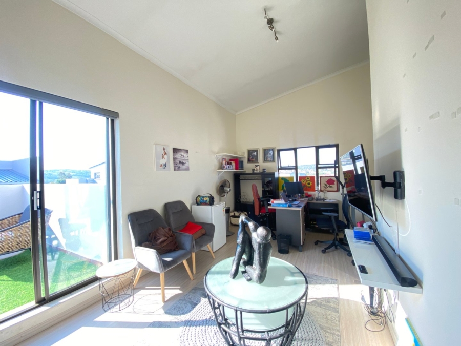 3 Bedroom Property for Sale in Barbeque Downs Gauteng