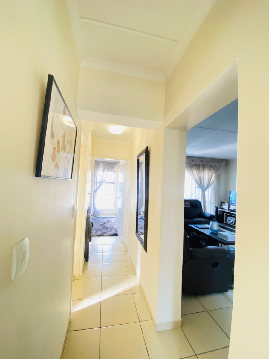 3 Bedroom Property for Sale in Barbeque Downs Gauteng