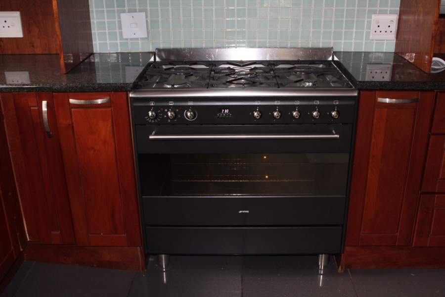 To Let 7 Bedroom Property for Rent in Hatfield Gauteng