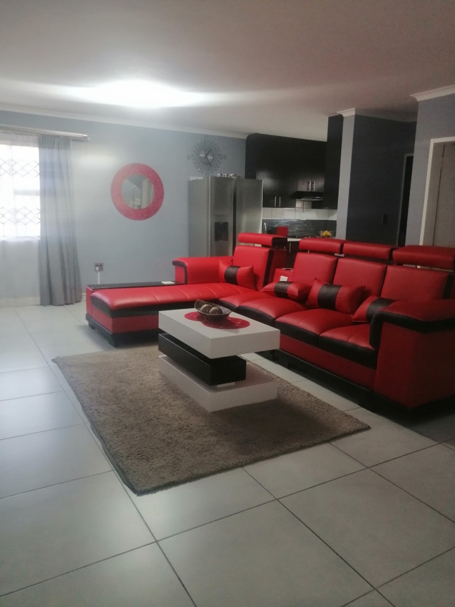 3 Bedroom Property for Sale in Blue Hills Gauteng