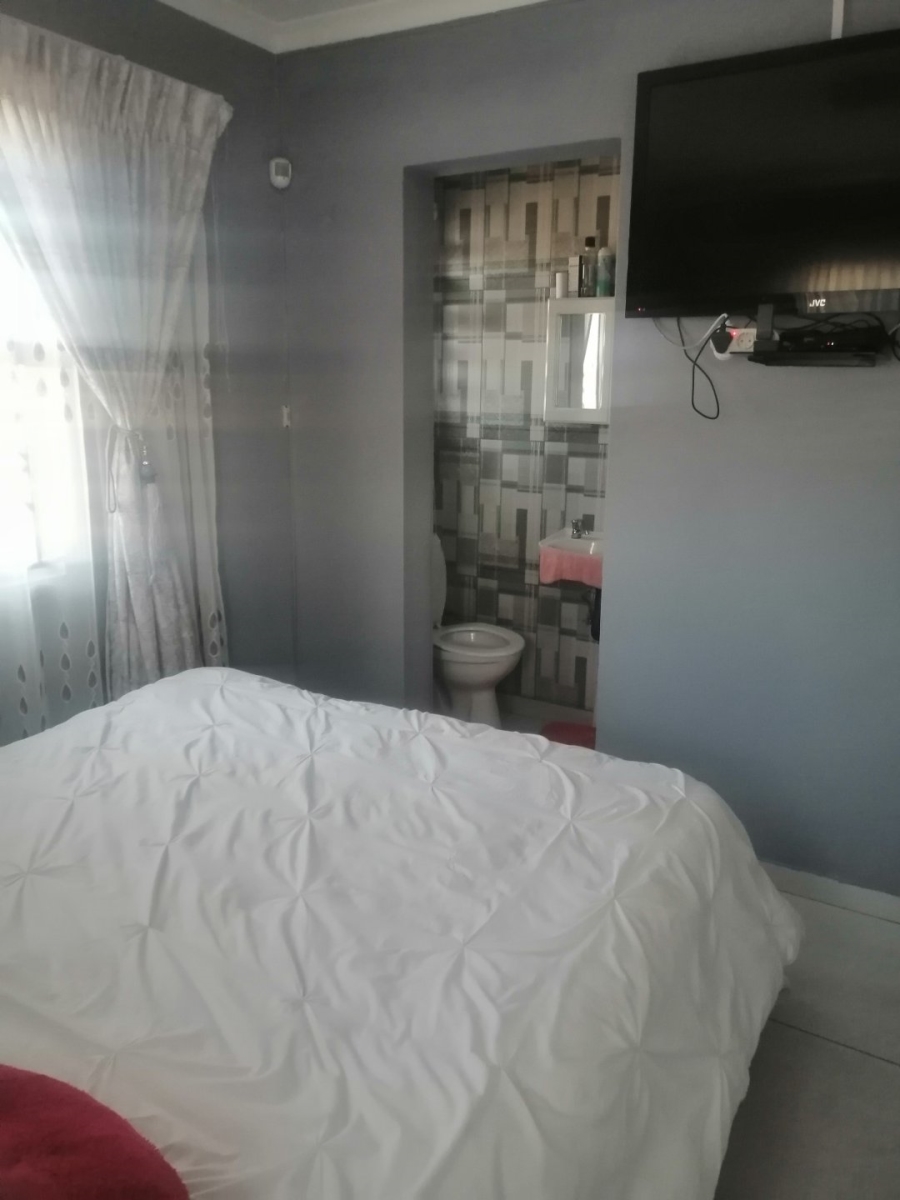 3 Bedroom Property for Sale in Blue Hills Gauteng