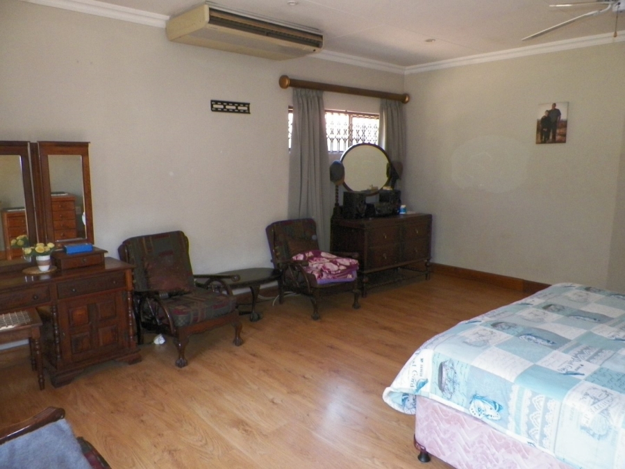 5 Bedroom Property for Sale in Raslouw Gauteng