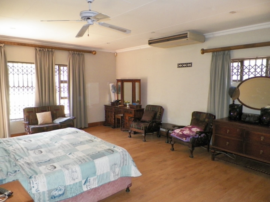 5 Bedroom Property for Sale in Raslouw Gauteng