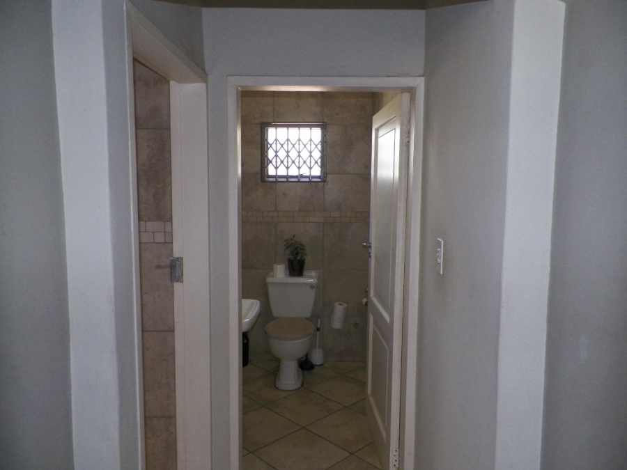 5 Bedroom Property for Sale in Raslouw Gauteng