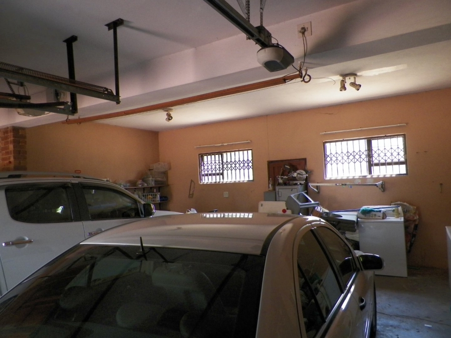 5 Bedroom Property for Sale in Raslouw Gauteng