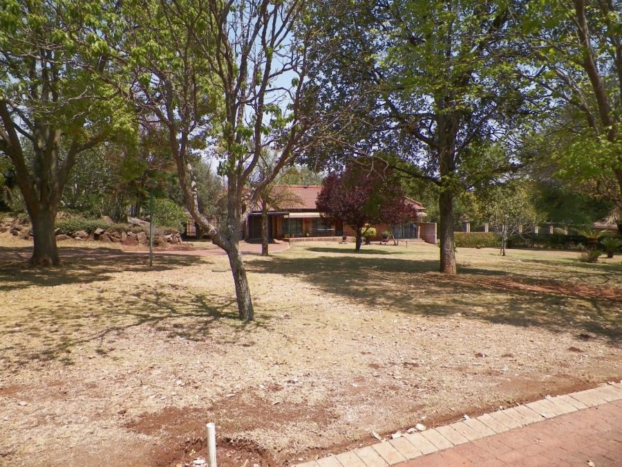 5 Bedroom Property for Sale in Raslouw Gauteng