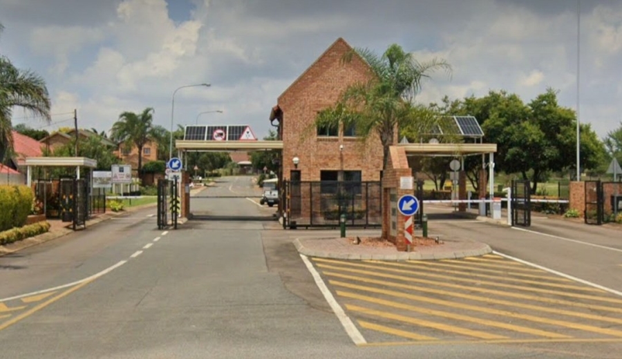 2 Bedroom Property for Sale in Wierdaglen Estate Gauteng