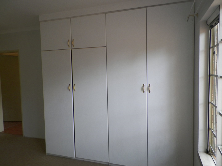 2 Bedroom Property for Sale in Wierdaglen Estate Gauteng