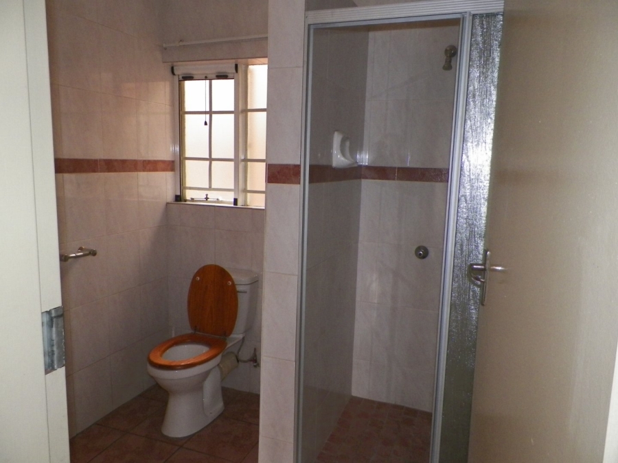 2 Bedroom Property for Sale in Wierdaglen Estate Gauteng