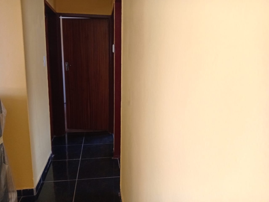 To Let 3 Bedroom Property for Rent in Elandspoort Gauteng