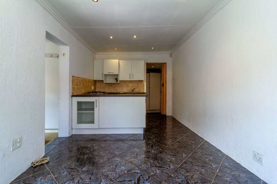 To Let 1 Bedroom Property for Rent in Northwold Gardens Gauteng