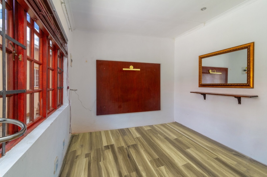 To Let 1 Bedroom Property for Rent in Northwold Gardens Gauteng